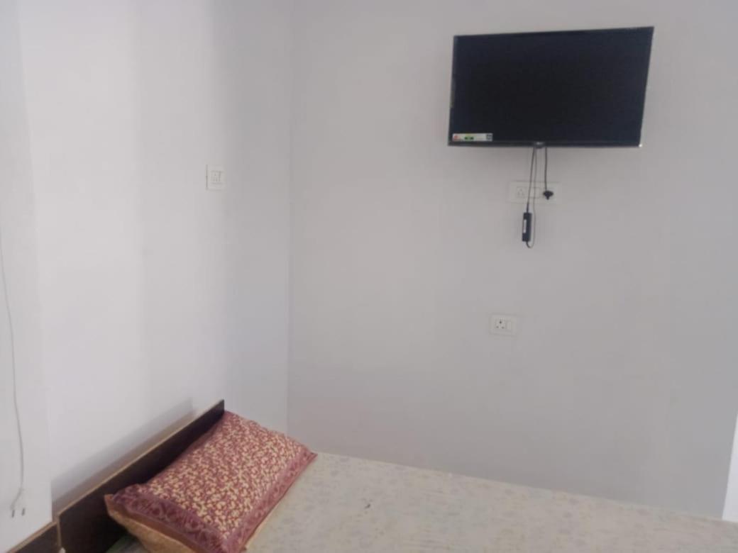 Vamoose Srishty Choice Apartment Rudraprayāg Exterior photo